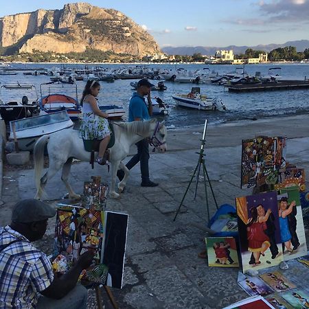 Monolocale I Delfini Apartment Mondello Bagian luar foto