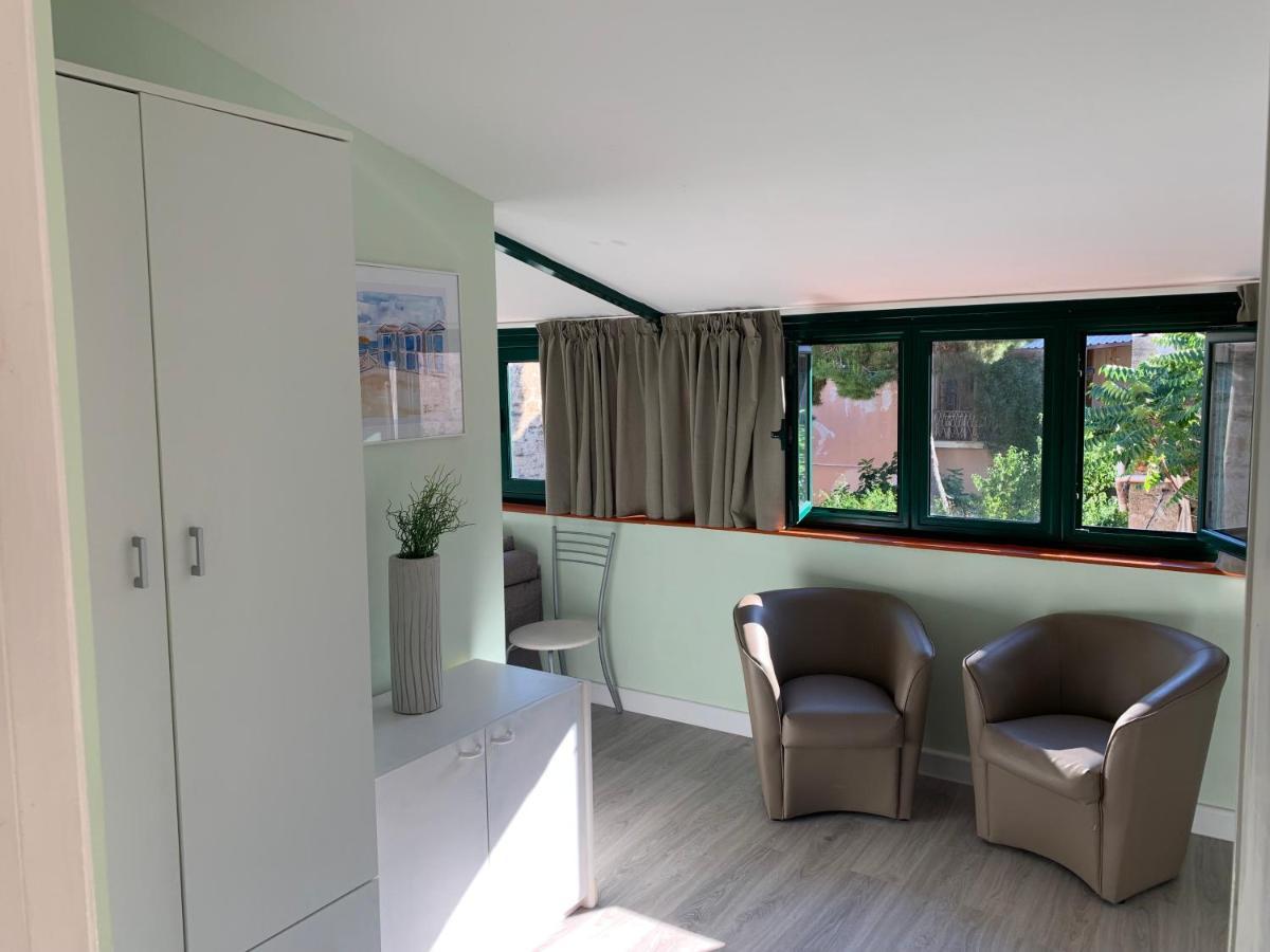 Monolocale I Delfini Apartment Mondello Bagian luar foto